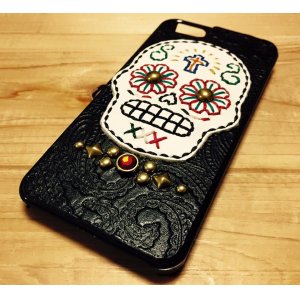 画像: VATOS　カスタムメイドメキシカンスカルi-phone５・５ｓ・SE専用ハードケース スタッズ有り